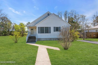 /international/us/26-1st-avenue-toms-river-nj-110107518363/
