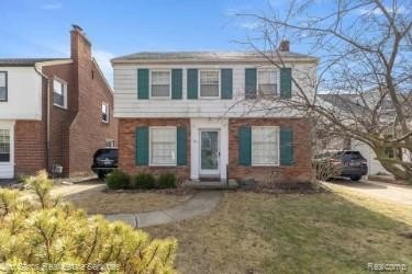/international/us/1883-lochmoor-boulevard-grosse-pointe-woods-mi-110106987899/