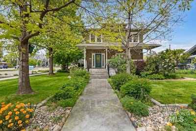 /international/us/604-e-1st-street-emmett-id-110107723185/
