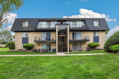 /international/us/11112-s-84th-avenue-palos-hills-il-110108238493/