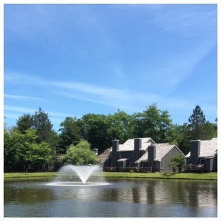 /international/us/390-snow-ridge-circle-lake-harmony-pa-110097918223/
