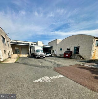 /international/us/315-329-e-2nd-street-boyertown-pa-110100594383/