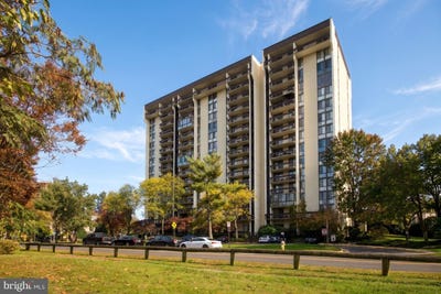 /international/us/5300-holmes-run-parkway-alexandria-va-110120898422/