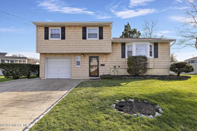 /international/us/35-calt-drive-hazlet-nj-110107081445/