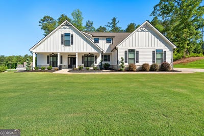 /international/us/93-paige-court-newnan-ga-110108585284/
