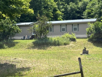 /international/us/136-columbian-road-cranberry-lake-ny-110100688337/?lang=en