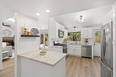 /international/us/5551-gala-avenue-san-diego-ca-110119948318/