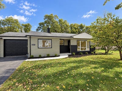 /international/us/6417-dunham-road-downers-grove-il-110120607843/