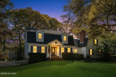 /international/us/428-holly-street-emerald-isle-nc-110107230732/