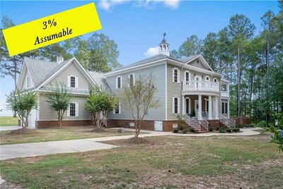 /international/us/411-lawnes-neck-drive-smithfield-va-110120018443/