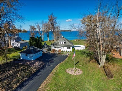 /international/us/7171-lakeshore-road-cicero-ny-110106440801/
