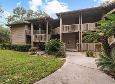 /international/us/3165-ravines-road-middleburg-fl-110105394707/