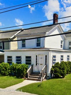 /international/us/33-washington-street-red-bank-nj-110108075488/