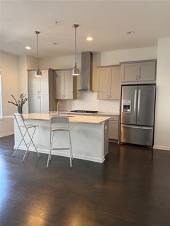 /international/us/6608-ne-sterling-drive-ne-atlanta-ga-110106355329/