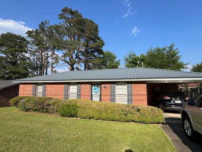 /international/us/193-longview-dr-coffeeville-ms-110107658487/
