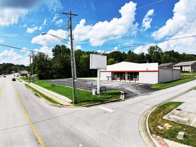 /international/us/1016-winchester-road-irvine-ky-110094175798/?lang=zh-cn
