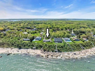/international/us/2100-sound-drive-greenport-ny-110099727516/