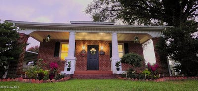 /international/us/225-n-church-street-conway-nc-110103632828/