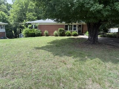 /international/us/200-peach-street-shelby-nc-110108450011/