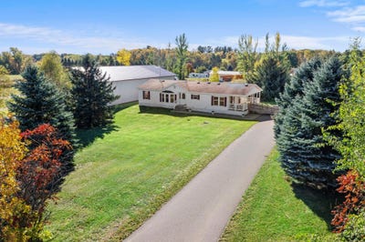/international/us/1893-160th-avenue-mora-mn-110120454433/