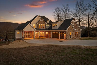 /international/us/300-skyhigh-drive-dunlap-tn-110110138889/