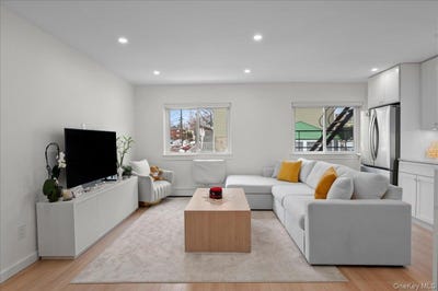 /international/us/900-midland-avenue-yonkers-ny-110105982780/