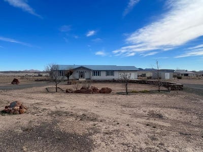 /international/us/102-lt-colonel-merritt-fort-davis-tx-110093755992/
