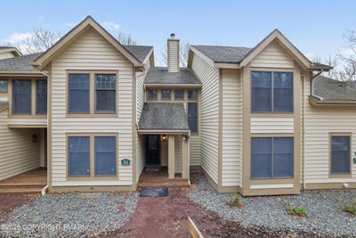 /international/us/426-oak-court-tannersville-pa-110106530328/
