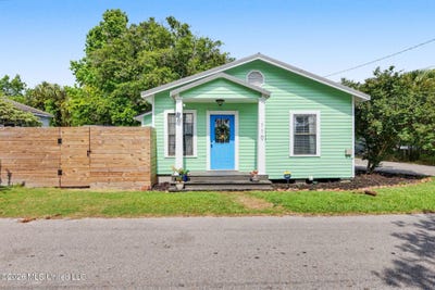 /international/us/110-n-toulme-street-bay-saint-louis-ms-110107632881/