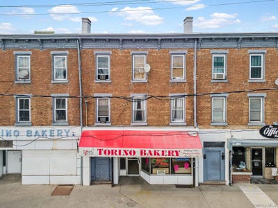 /international/us/402-broadway-newburgh-ny-110108410498/