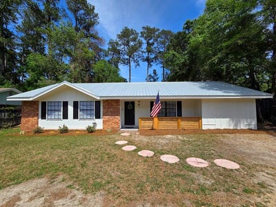 /international/us/105-kings-dr-thomasville-ga-110107461836/