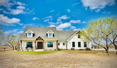 /international/us/266-e-county-road-2180-kingsville-tx-110106217485/