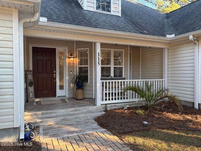 /international/us/115-hamilton-road-morehead-city-nc-110097055774/