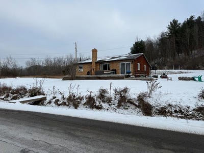 /international/us/561-austinville-road-troy-pa-110104242593/