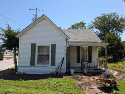 /international/us/410-n-monroe-st-hutchinson-ks-110100728912/
