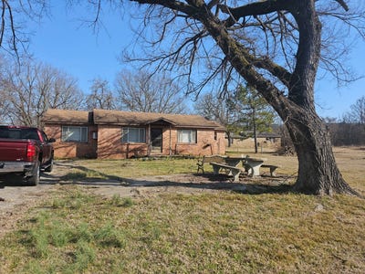 /international/us/5370-state-hwy-82-s-talihina-ok-110105837620/