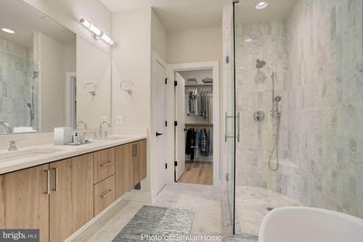 /international/us/1129b-n-utah-street-arlington-va-110100334393/