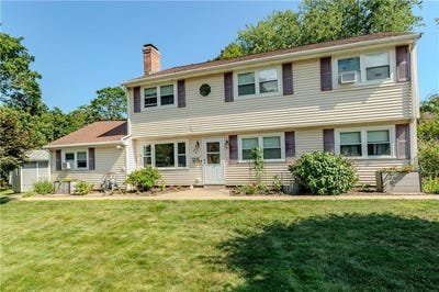 /international/us/22-bourbon-place-warwick-ri-110100979152/?lang=zh-tw