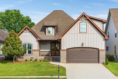 /international/us/11031-prairie-lake-drive-apison-tn-110108916746/