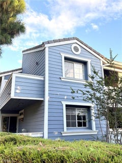 /international/us/101-south-lakeview-avenue-placentia-ca-110108920253/