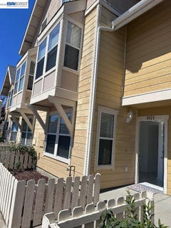 /international/us/1021-santa-ines-ct-oakland-ca-110108299224/