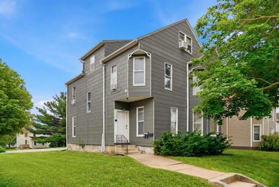 /international/us/2508-olive-street-cedar-falls-ia-110109212528/