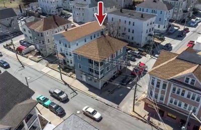 /international/us/872-lonsdale-avenue-central-falls-ri-110106851479/