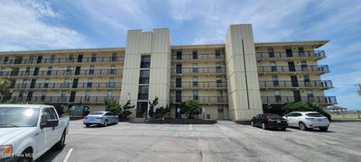/international/us/2305-w-fort-macon-road-atlantic-beach-nc-110101057119/