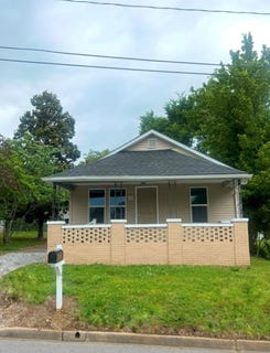/international/us/107-second-street-marion-ky-110108385701/