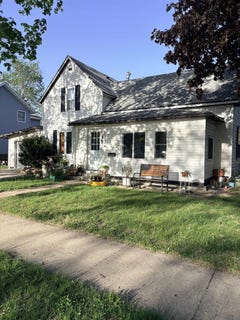 /international/us/515-superior-st-storm-lake-ia-110107984558/