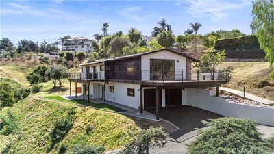 /international/us/1909-canyon-redlands-ca-110106537722/