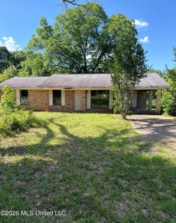 /international/us/1520-allman-trail-bogue-chitto-ms-110108735153/