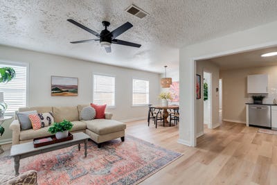 /international/us/3610-30th-street-lubbock-tx-110104928837/