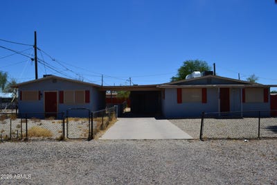 /international/us/711-e-4th-street-casa-grande-az-110108936744/